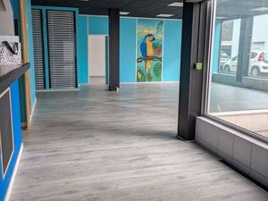 Bureaux 192 m²