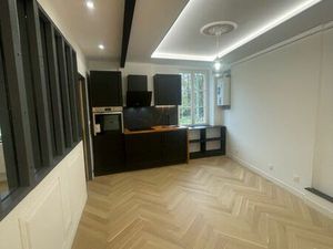 Appartement F2 refait à neuf