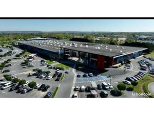 Local commercial 298 m²