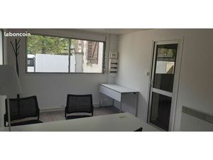 Bureau 16 m²