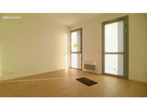 A LOUER BUREAU / LOCAL PRO 15+4m² - CHOLET