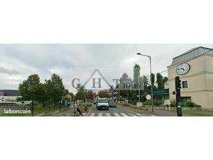 Local bureaux 2 400 m²