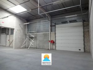 A Louer - Local d'activité 320 m2 - La Penne sur Huveaune