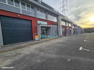 Local d'activité 270 m²