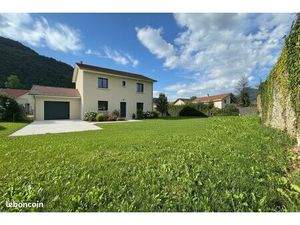 Terrain 602m2 Noyarey plat et très calme  idéal