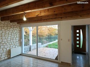 Maison à louer à Saint Laurent des Autels