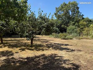 Terrain 780 m² Saint Laurent De La Pree