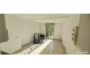 T2 villemur sur Tarn bord de Tarn