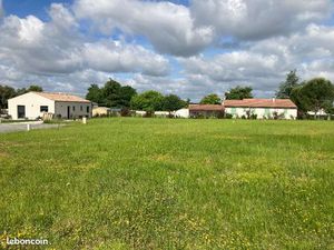 Terrain 633 m² Saint Vaize