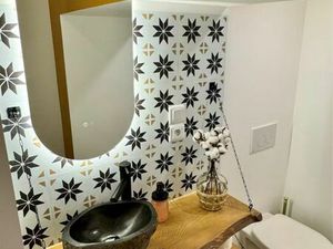 STUDIO Meublé et Rénové à Louer