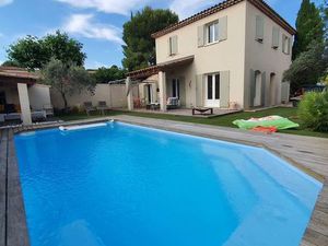 Maison individuelle 175 m² – Grande suite parentale – 5/6 chambres – Terrain 520 m² – Pisc