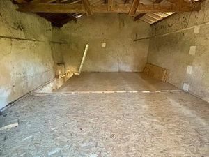 Garage Spacieux/plateau à aménager de 110 m² à Mussidan - DIRECT PROPRIÉTAIRE
