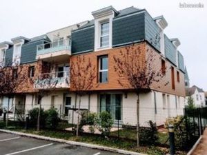 Duplex 3 pièces 53 m² en rez-de-jardin / 660 charges comprises / Saint-Denis en Val centre