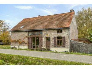 Karaktervolle woning met uitgestrekt perceel van 1HA31A te Halen