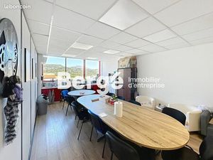 Bureaux 170 m² Grasse
