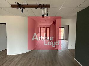 Bureaux 312 m² ESTILLAC