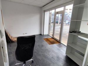 Local commercial avec logements