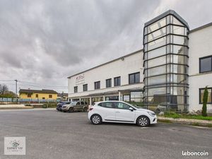 Bureaux 167 m² Seichamps
