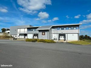 Local 2204 m² SAINT LO