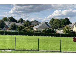 Terrain viabilisé 849 m2 Saint Pierre la Cour