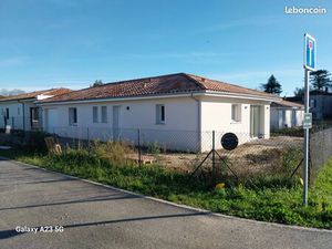 Location villa à étrenner SAUBUSSE (40180)