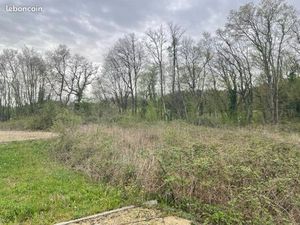 Terrain 585 m² Puymoyen