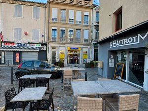 Local commercial 230m2