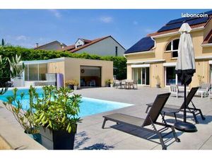 Maison individuelle moderne