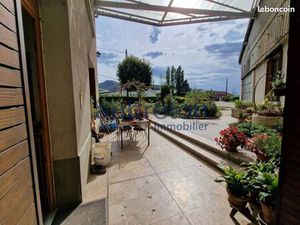 Maison 5 pièces 145 m²