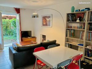 Saint-Yrieix  5 min Angoulême - Plan d'eau - Agréable Maison F3 avec jardin clos  garage e