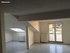 Appartement F3 avec grande terrasse