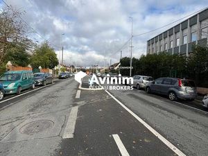 Bureaux 673 m² Neuilly-sur-Marne