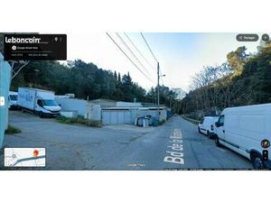 Entrepôt + terrain à vendre - Boulevard de la Madeleine