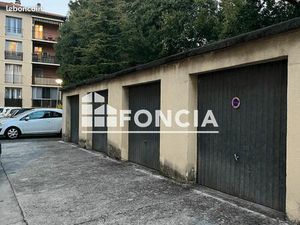 Parking 12 m² Aix En Provence