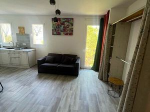 Studio 27m2 disponible jusqu’à juin