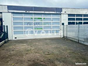 Local d'activité 105 m²