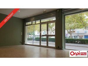 Local commercial 81 m²