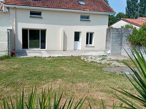 St-Christoly - Maison rénovée de 105 m²