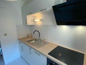 Loue F2 1/2 avec cuisine équipée