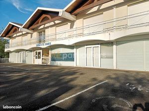 Local commercial 320 m² SAINT PIERRE DU MONT
