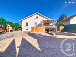 Maison 5 pièces 120 m²