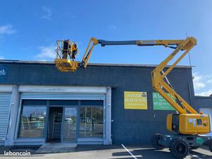 À LOUER – Local tous commerces 350 m² sur un terrain de 2000 m² – Amilly (45) - 1799 euros