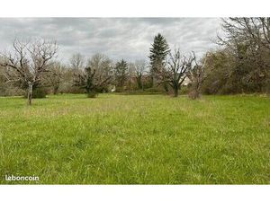 Terrain 6 860 m² Tourtoirac