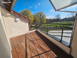 Appartement F3 60m² avec terrasse refait à neuf  situé en centre-ville