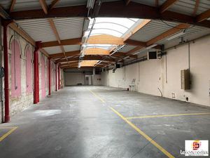 Local 630 m² Louviers