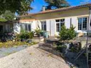 Maison a vendre . Lot de 2 maisons