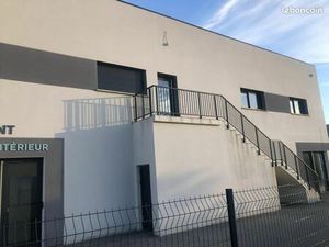 Bureaux 492 m²