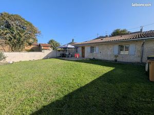 Immeuble 147 m² Berson