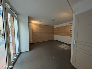 ?Brignoles proche Mairie - 320 CC - Local 20m² RDC Sécurisé