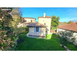 Maison de bourg de 95 m2 avec 3 chambres et Garage